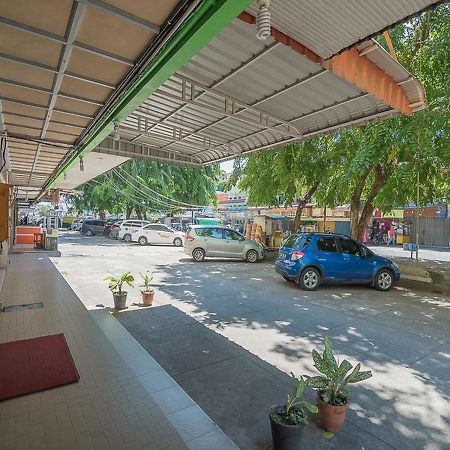 ホテル レッドドアーズ ニア ナゴヤ シティウォーク バタム 2 Batam エクステリア 写真