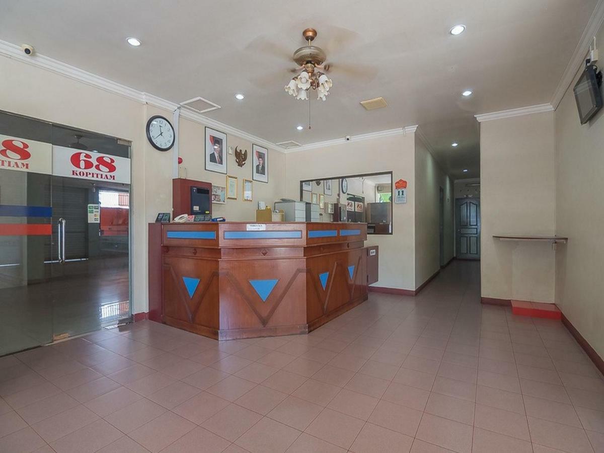 ホテル レッドドアーズ ニア ナゴヤ シティウォーク バタム 2 Batam エクステリア 写真
